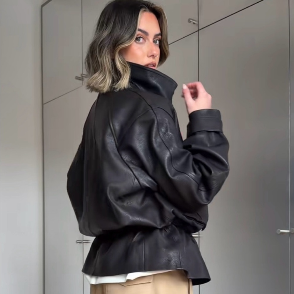 H&M STUDIO COLLECTION
NWT PEPLUM BLACK LEATHER JACKET SIZE SMALL - Picture 9 of 16